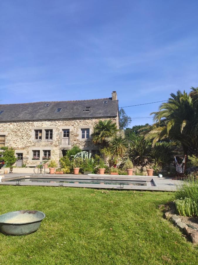 La Petite Hautiere Maison 2 Personnes Plouer Sur Rance Avec Piscine Apartment Exterior photo